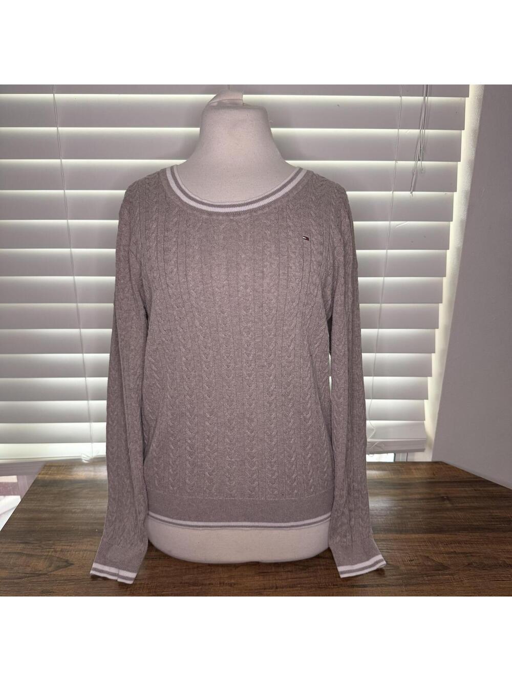 Tommy Hilfiger Women's Beige Sweater Size L